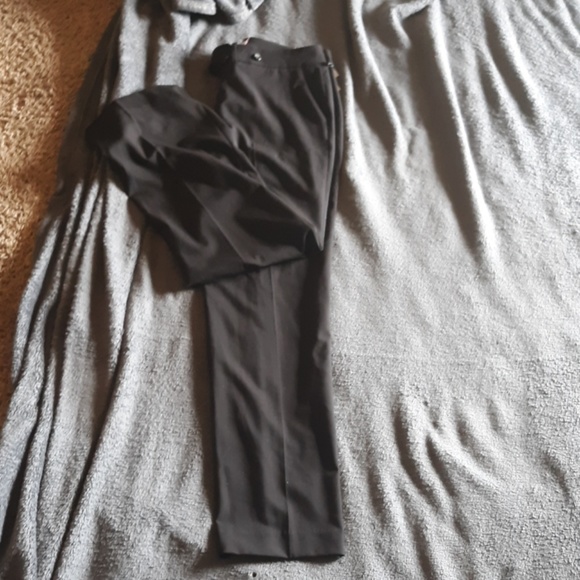 Calvin klein classic fit dress pants. Size 10P - Picture 2 of 2